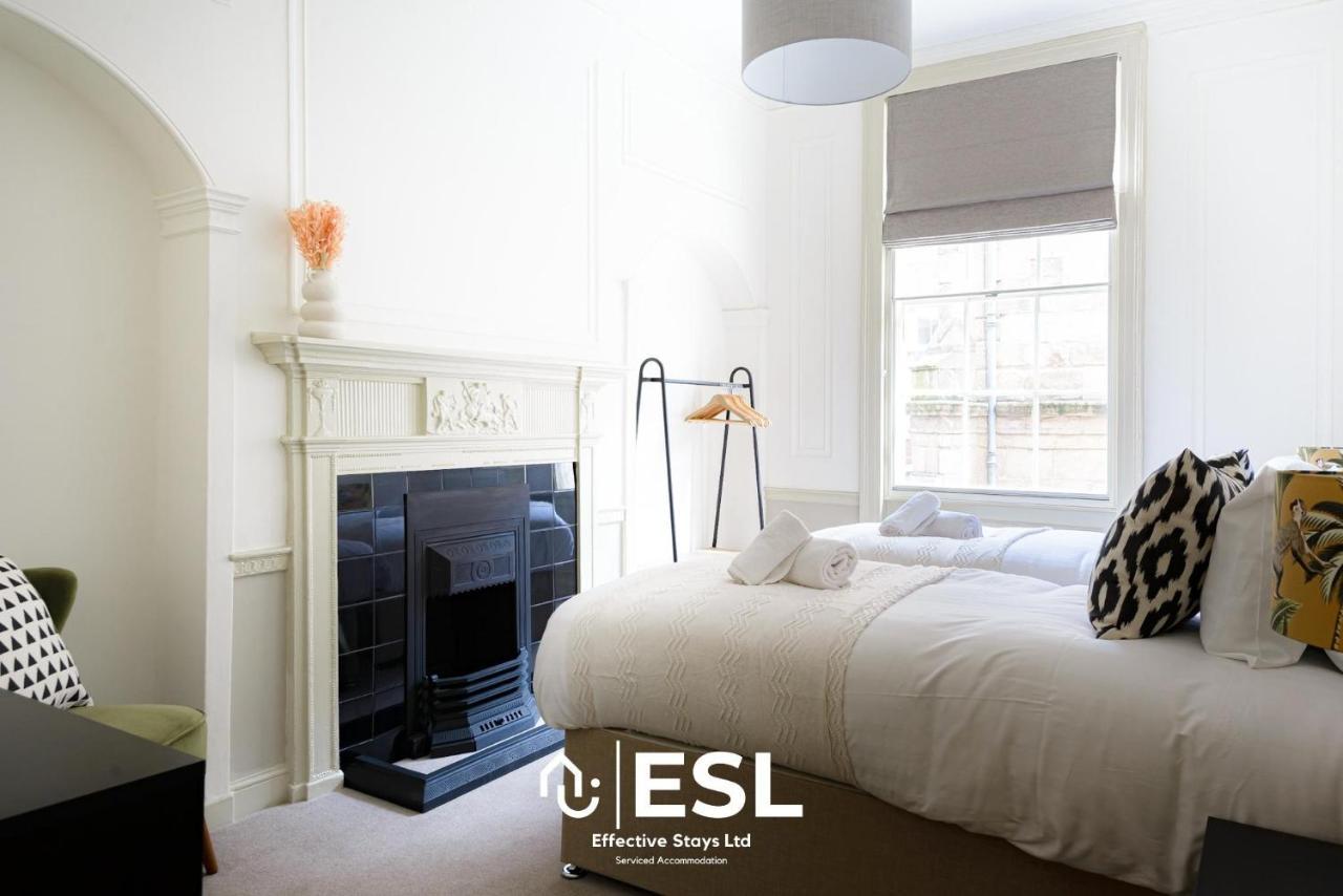 Most Central Luxury Grade 2 Listed Apartment Overlooking Shrewsbury Square - Free Parking ภายนอก รูปภาพ