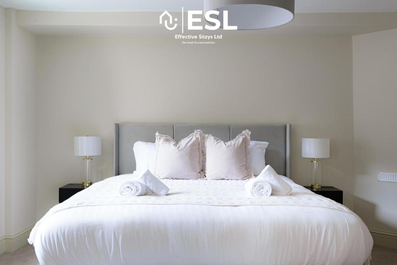 Most Central Luxury Grade 2 Listed Apartment Overlooking Shrewsbury Square - Free Parking ภายนอก รูปภาพ